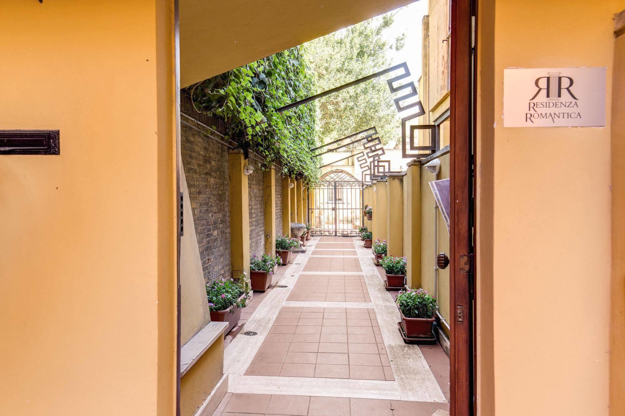 Residenza Romantica 2* Roma